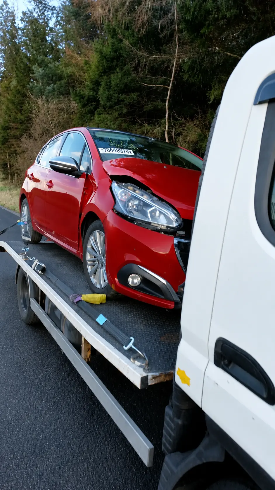 Long distance vehicle recovery transport from Bath