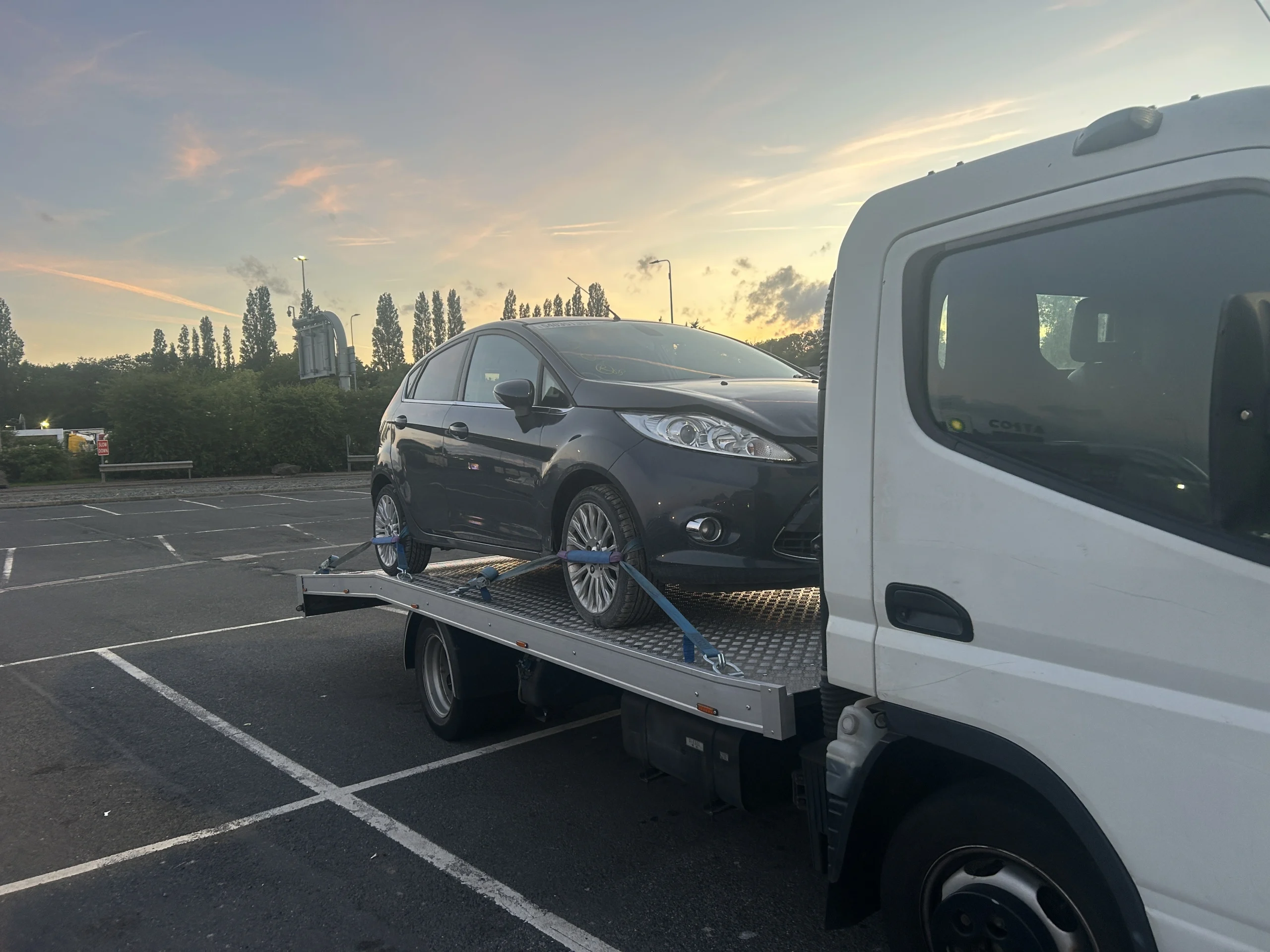 Long distance vehicle recovery transport from Congleton